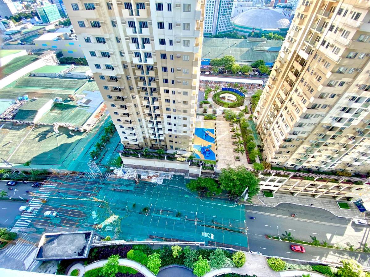 Frost At Manhattan Heights Towerb Manila Exterior foto