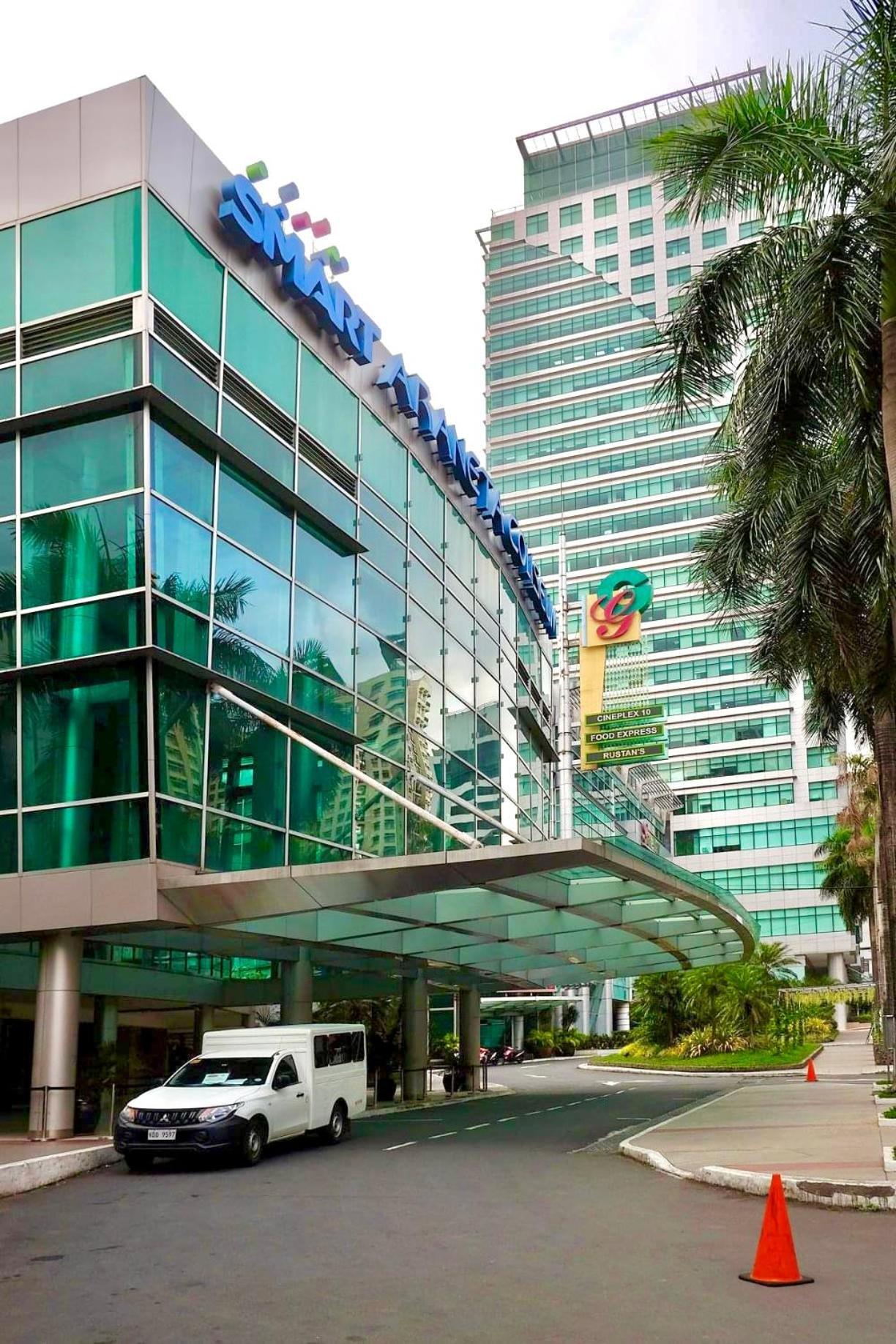 Frost At Manhattan Heights Towerb Manila Exterior foto